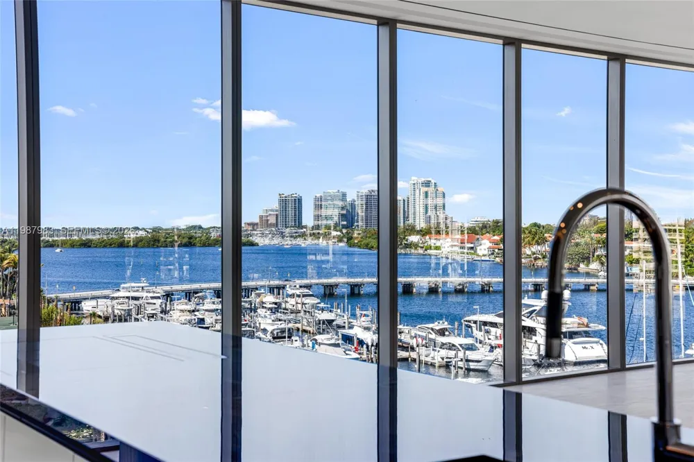 5 Grove Isle Dr #S 504 Coconut Grove, FL 33133
