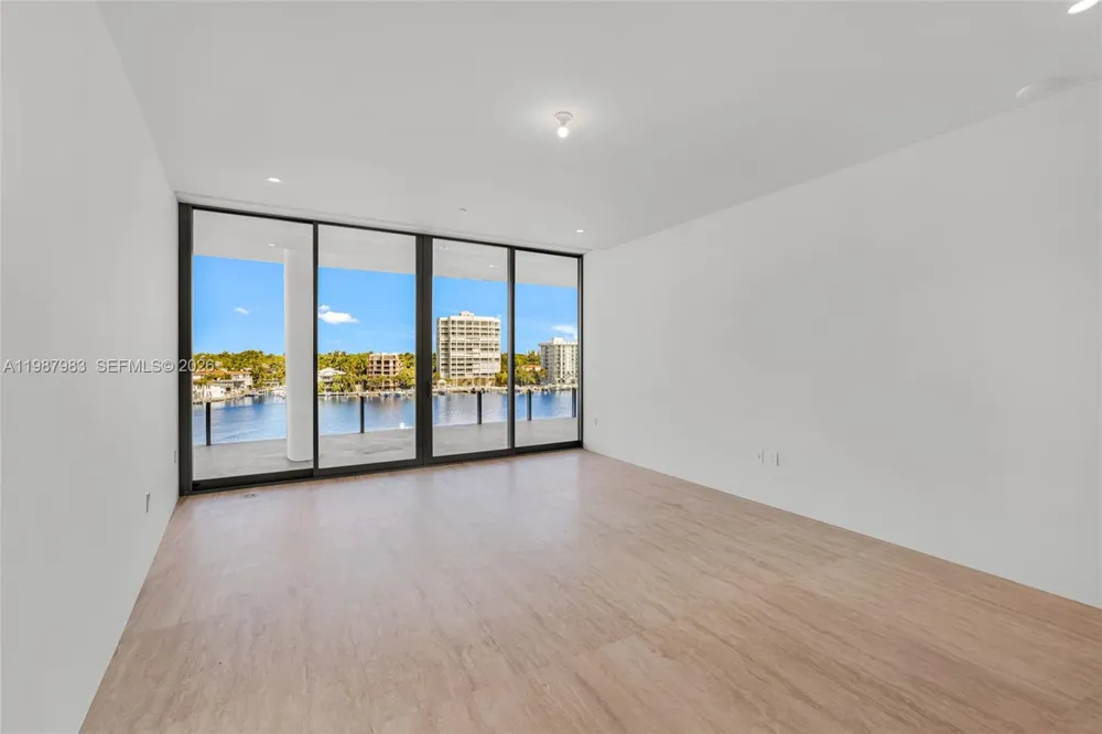 5 Grove Isle Dr #S 504 Coconut Grove, FL 33133