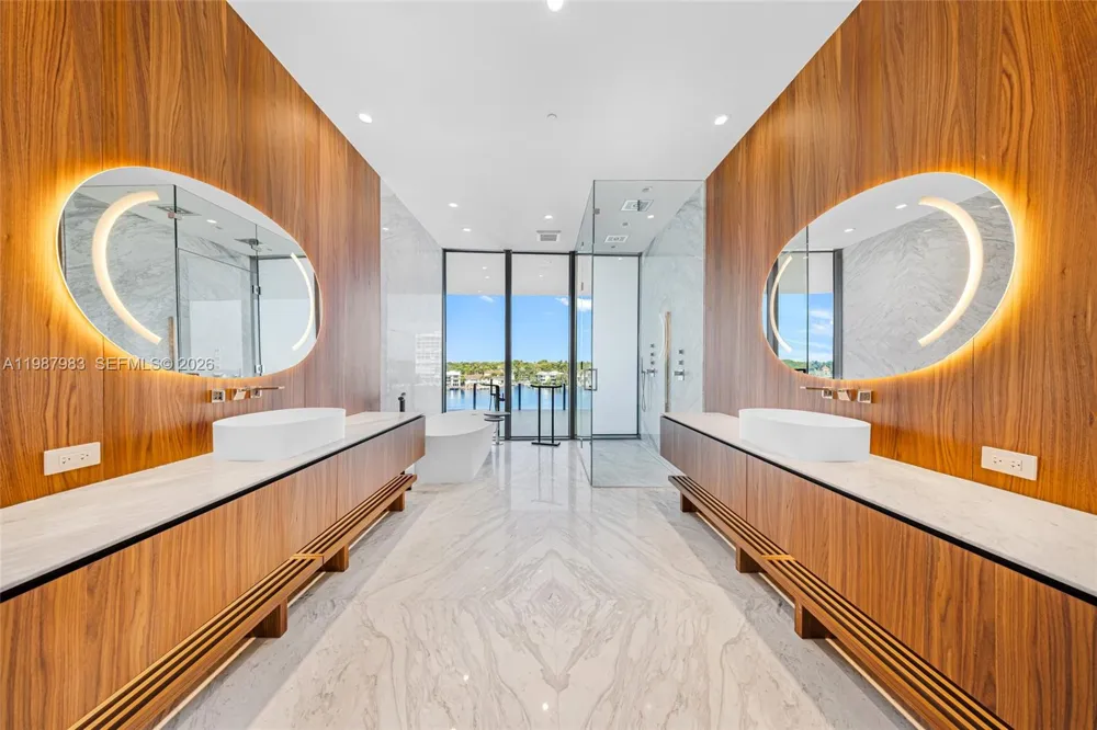 5 Grove Isle Dr #S 504 Coconut Grove, FL 33133