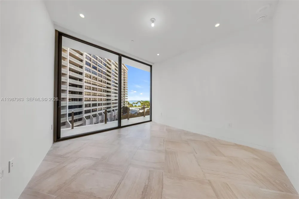 5 Grove Isle Dr #S 504 Coconut Grove, FL 33133