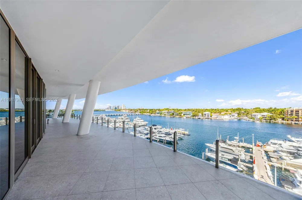 5 Grove Isle Dr #S 504 Coconut Grove, FL 33133