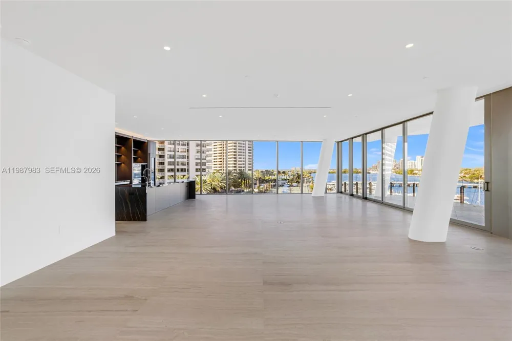5 Grove Isle Dr #S 504 Coconut Grove, FL 33133