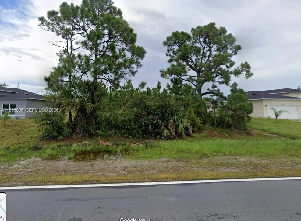 2065 SE Cogan Dr Palm Bay, FL 32909