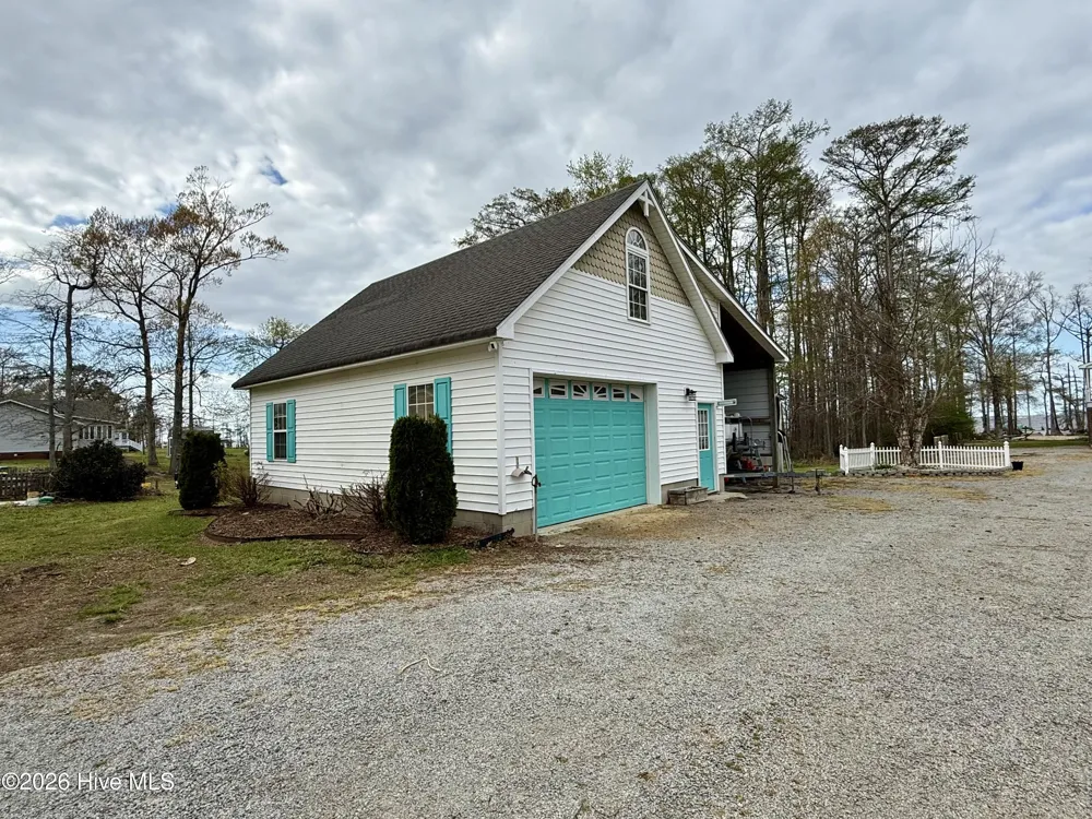 380 Beech Bay Road Roper, NC 27970