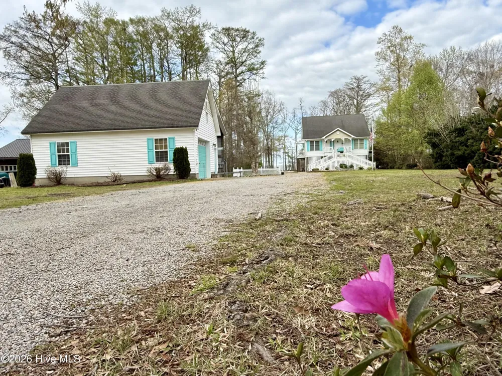 380 Beech Bay Road Roper, NC 27970