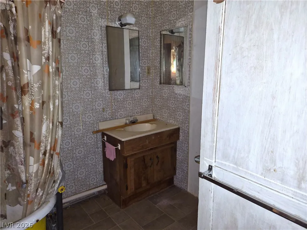 11545 S Spring Meadows Road Amargosa Valley, NV 89020