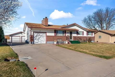 61 Radcliff Lane