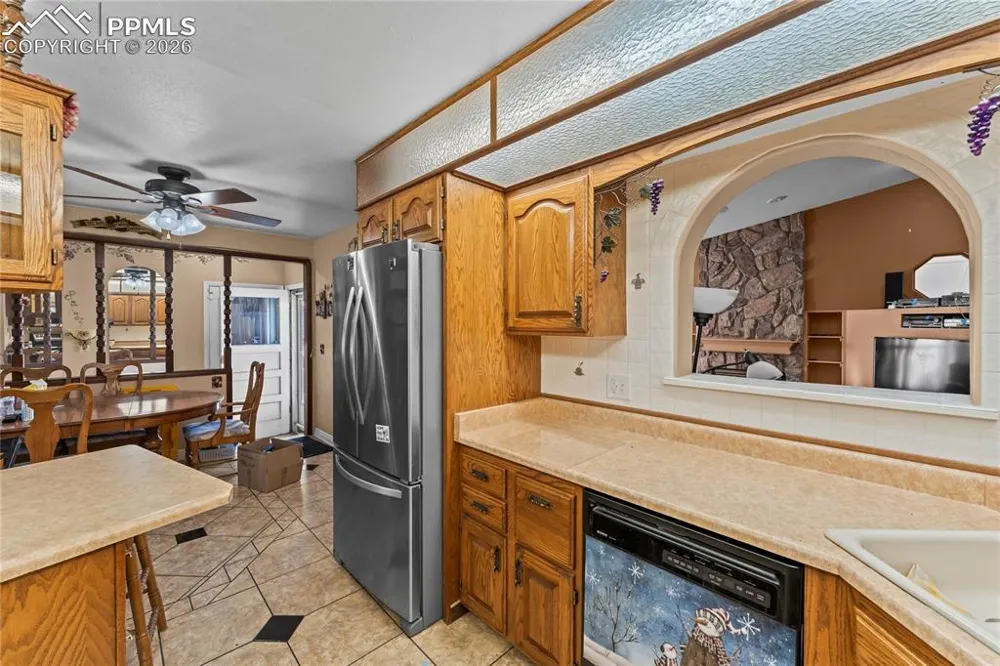 61 Radcliff Lane Pueblo, CO 81005