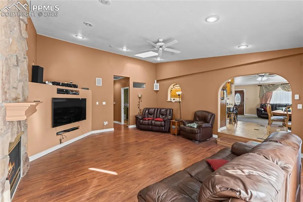 61 Radcliff Lane Pueblo, CO 81005