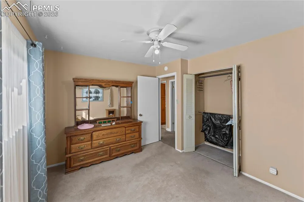 61 Radcliff Lane Pueblo, CO 81005