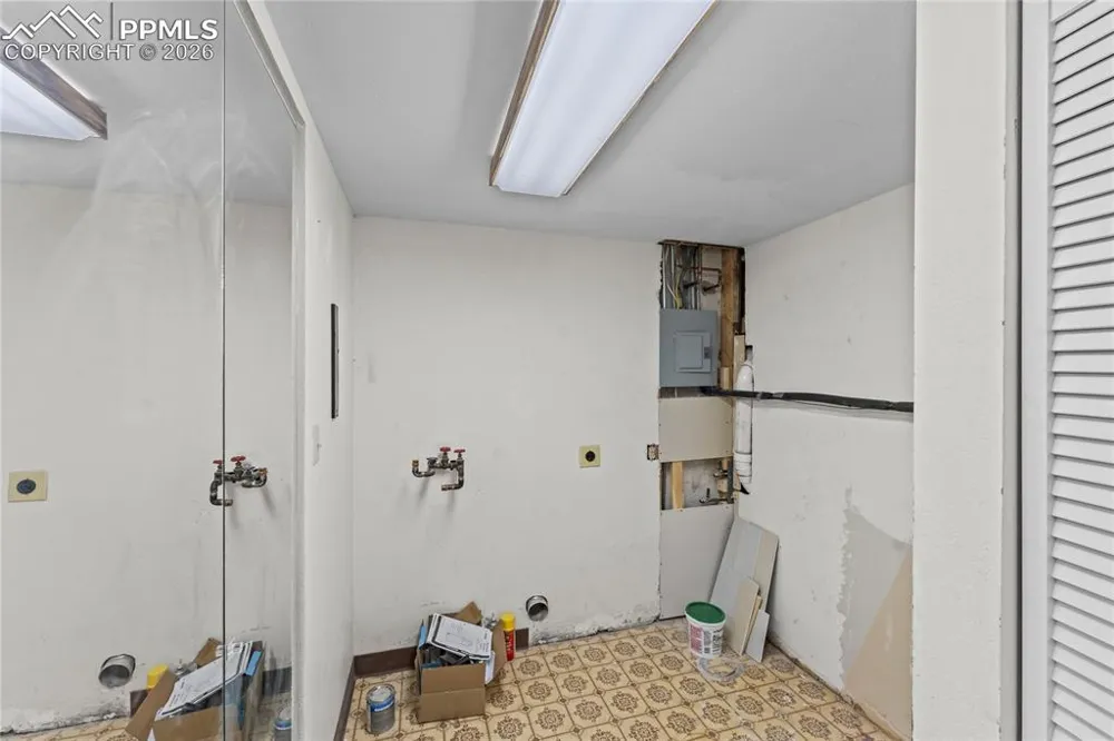 61 Radcliff Lane Pueblo, CO 81005