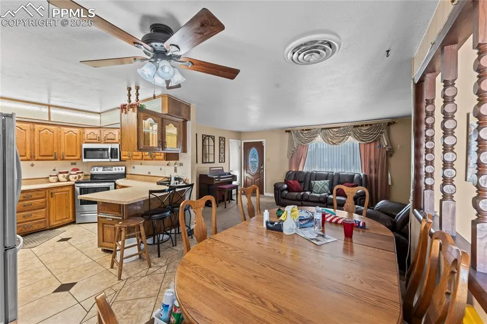 61 Radcliff Lane Pueblo, CO 81005
