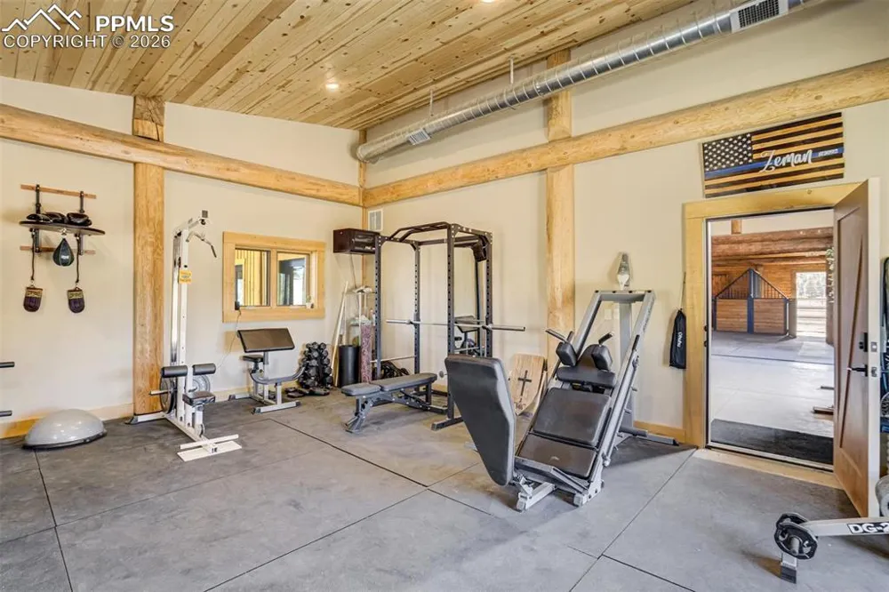 10589 County Road 102 Guffey, CO 80820