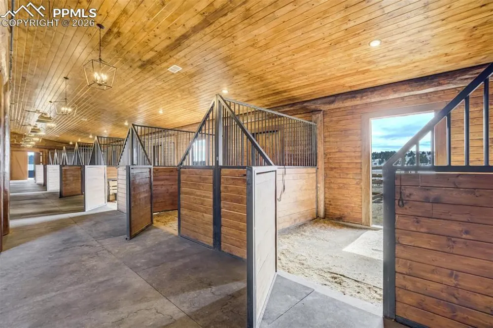 10589 County Road 102 Guffey, CO 80820