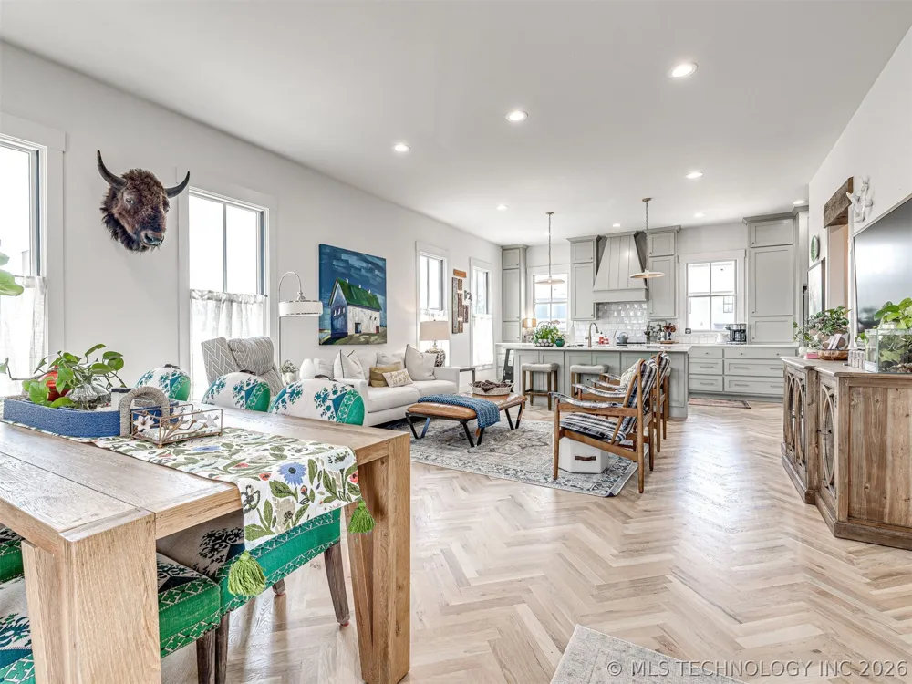 36 Hill Street Carlton Landing, OK 74432