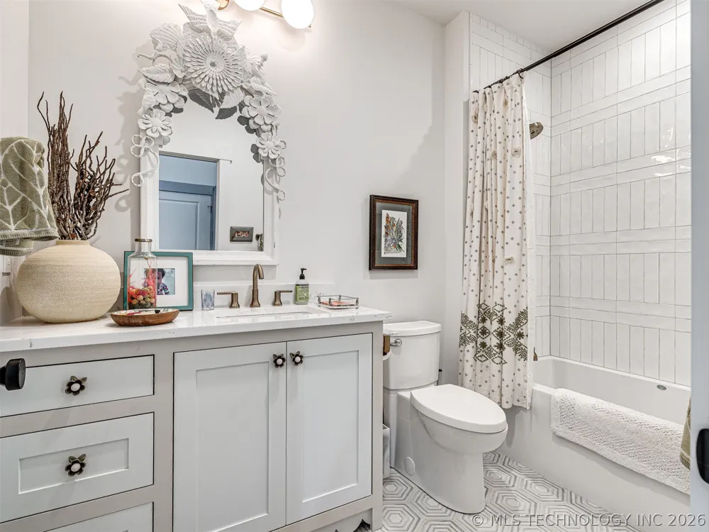 36 Hill Street Carlton Landing, OK 74432