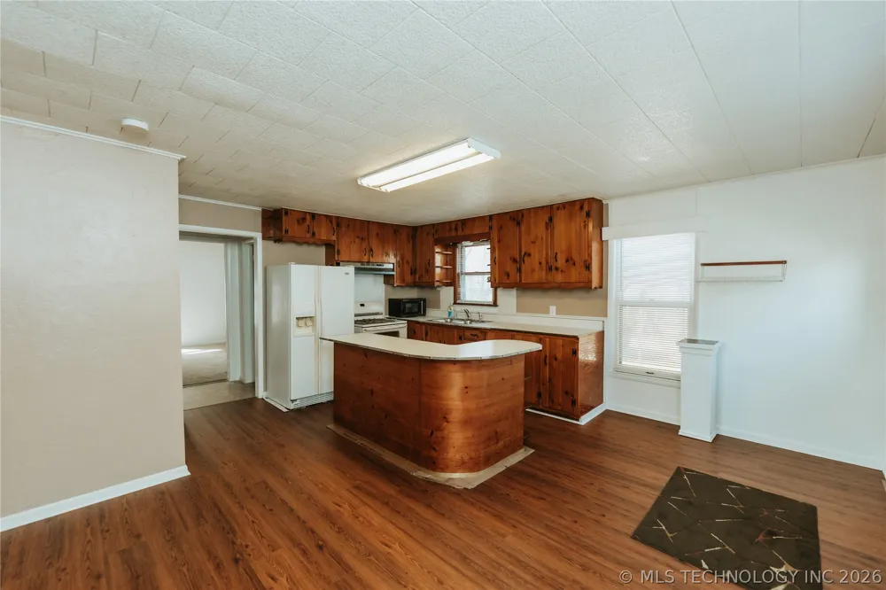 402 Kansas Street Pawnee, OK 74058