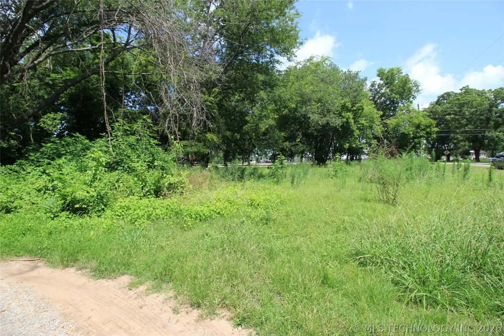 506 S Flint Avenue Stilwell, OK 74960