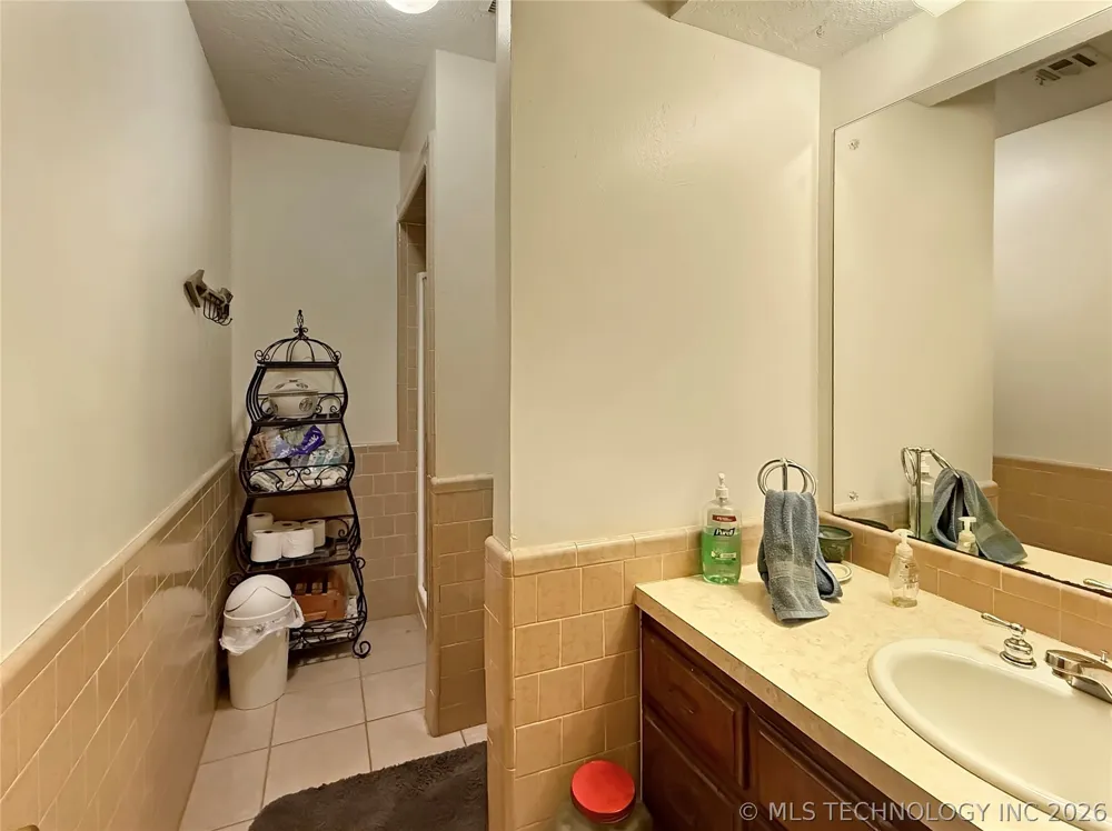 21470 County Road 1590 Stonewall, OK 74871