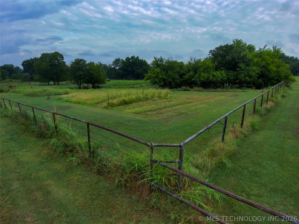 21470 County Road 1590 Stonewall, OK 74871