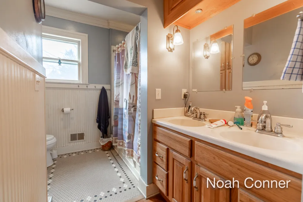 5295 Belding Road NE Cannon Township, MI 49341