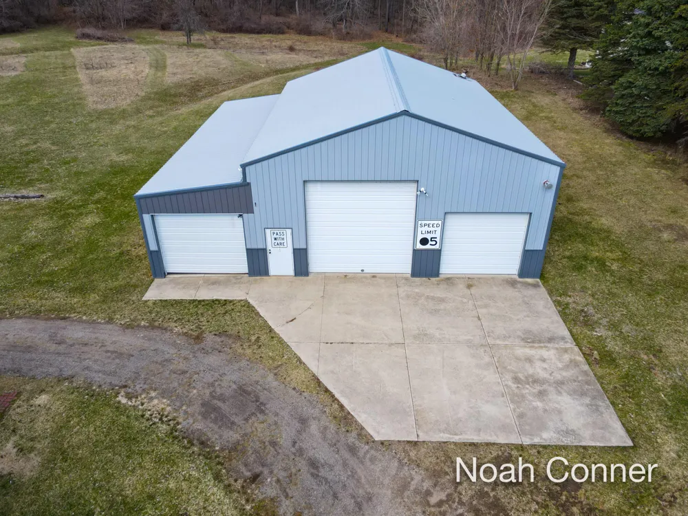 5295 Belding Road NE Cannon Township, MI 49341