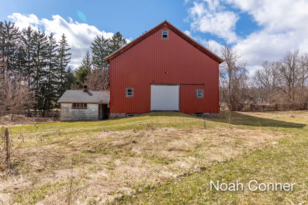 5295 Belding Road NE Cannon Township, MI 49341