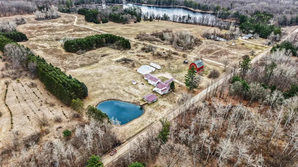7202 21 Mile Road Chippewa Township, MI 49631