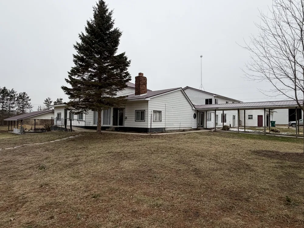 7202 21 Mile Road Chippewa Township, MI 49631