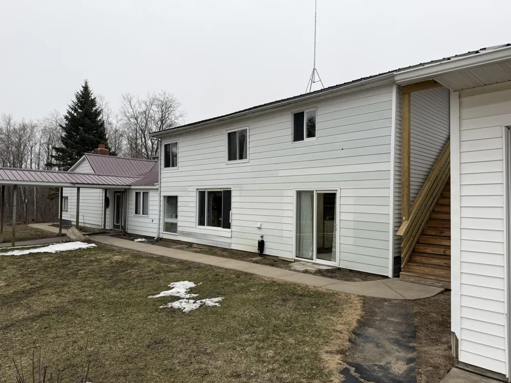 7202 21 Mile Road Chippewa Township, MI 49631