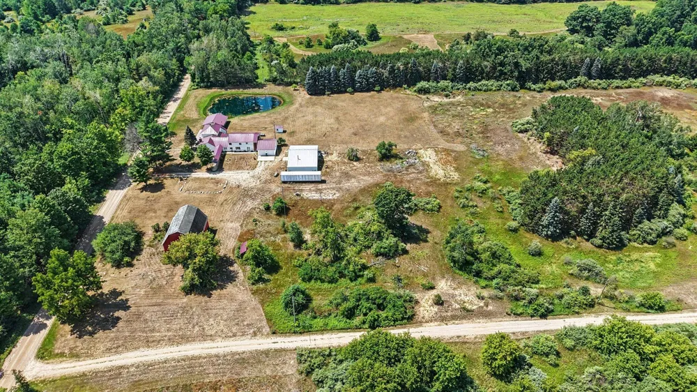 7202 21 Mile Road Chippewa Township, MI 49631
