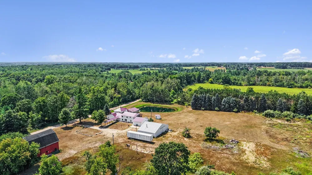 7202 21 Mile Road Chippewa Township, MI 49631