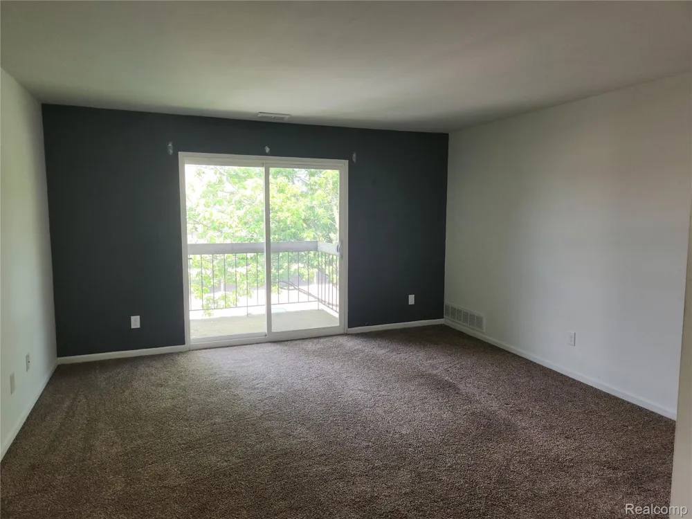 34650 Clarkson Drive W #46 Fraser City, MI 48026