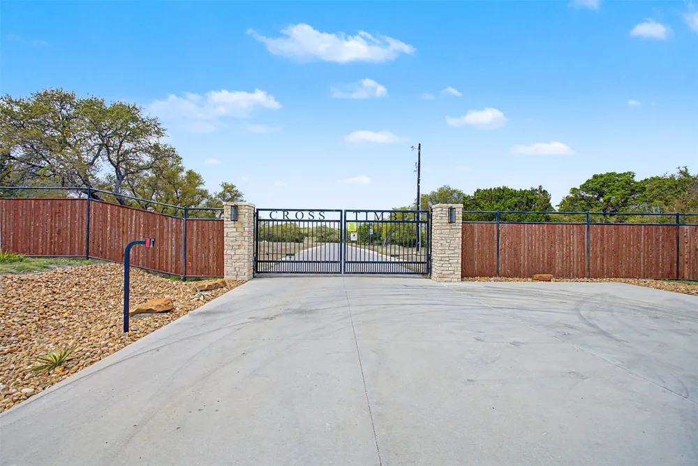 329 Winecup Drive Lampasas, TX 76550