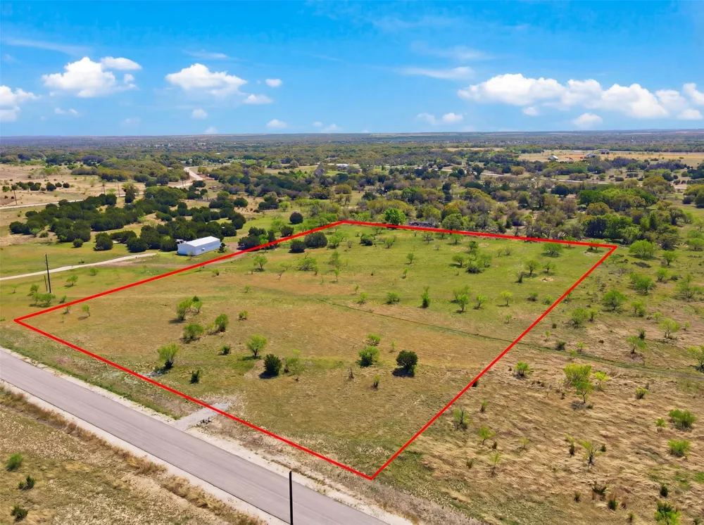 329 Winecup Drive Lampasas, TX 76550