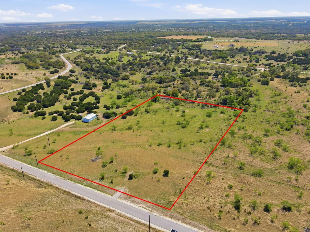 329 Winecup Drive Lampasas, TX 76550