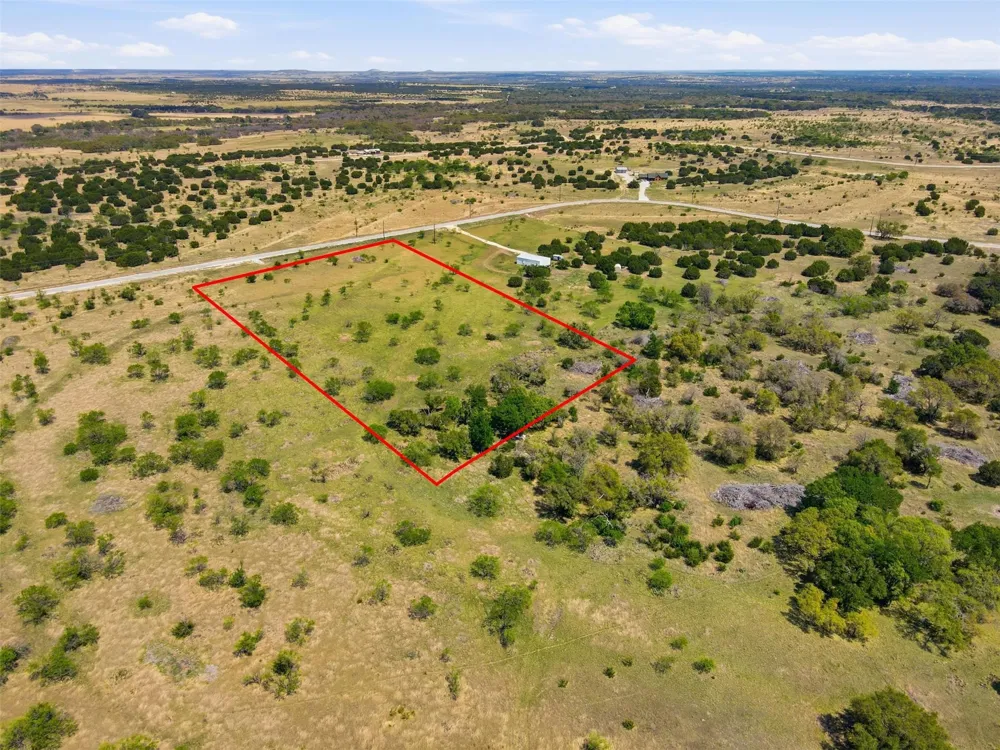 329 Winecup Drive Lampasas, TX 76550