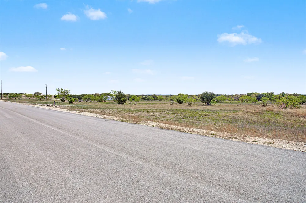 329 Winecup Drive Lampasas, TX 76550