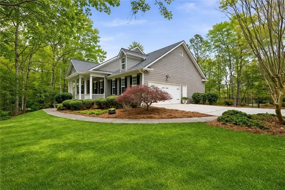 5522 Tyree Road Winston, GA 30187