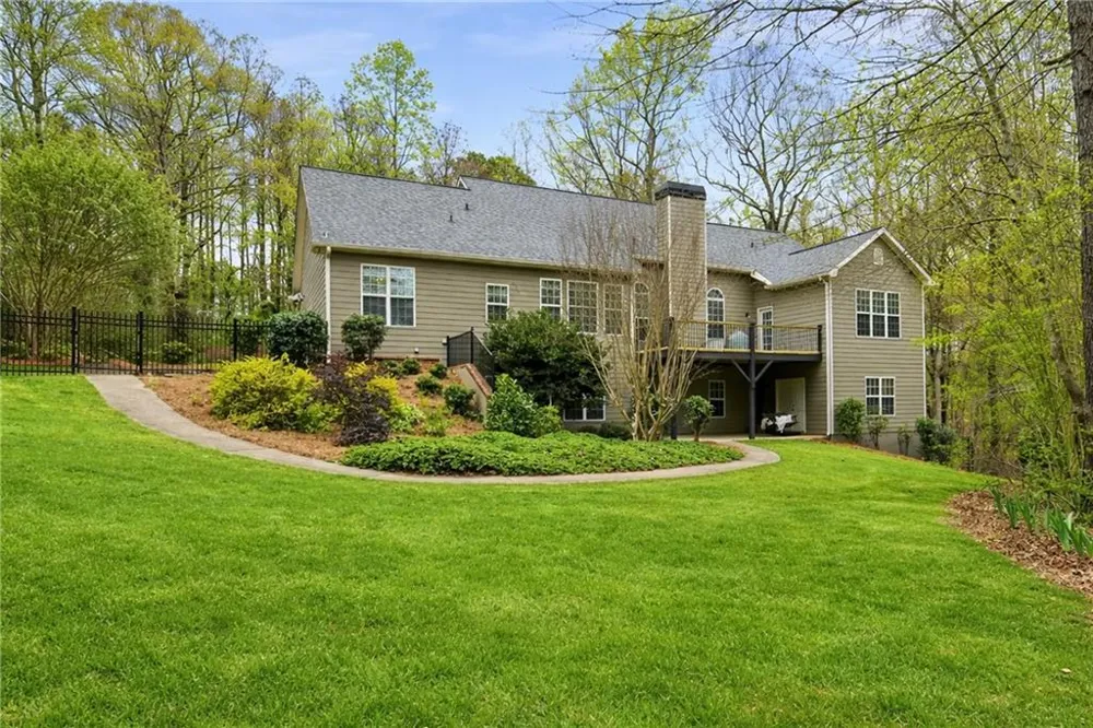5522 Tyree Road Winston, GA 30187