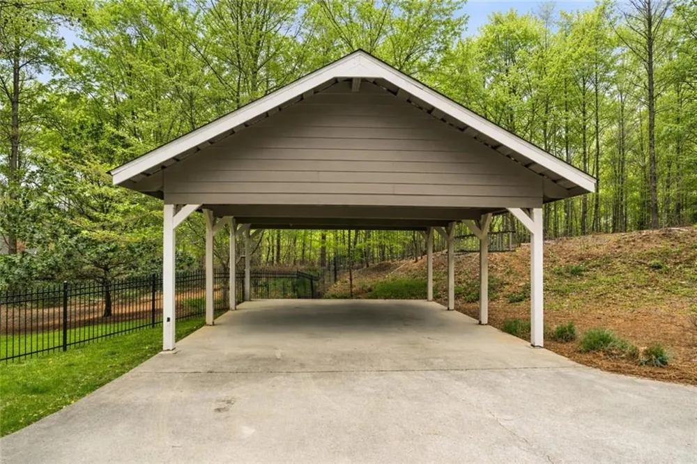 5522 Tyree Road Winston, GA 30187
