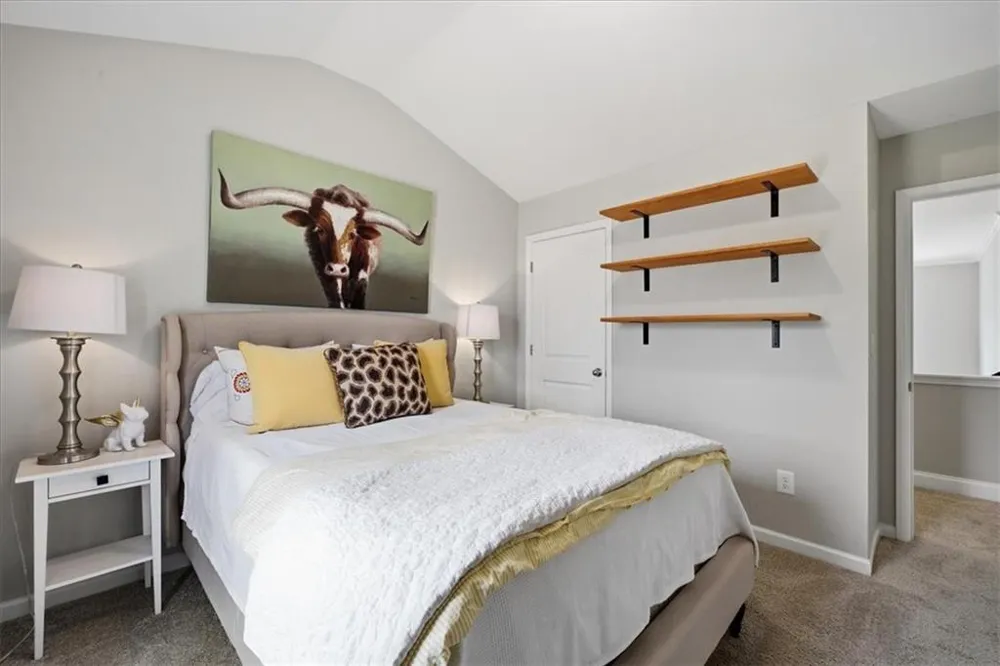 17 Four Feathers Lane NE Rydal, GA 30171