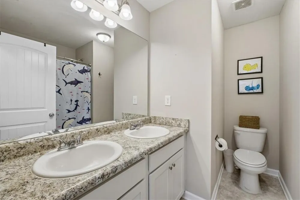 17 Four Feathers Lane NE Rydal, GA 30171