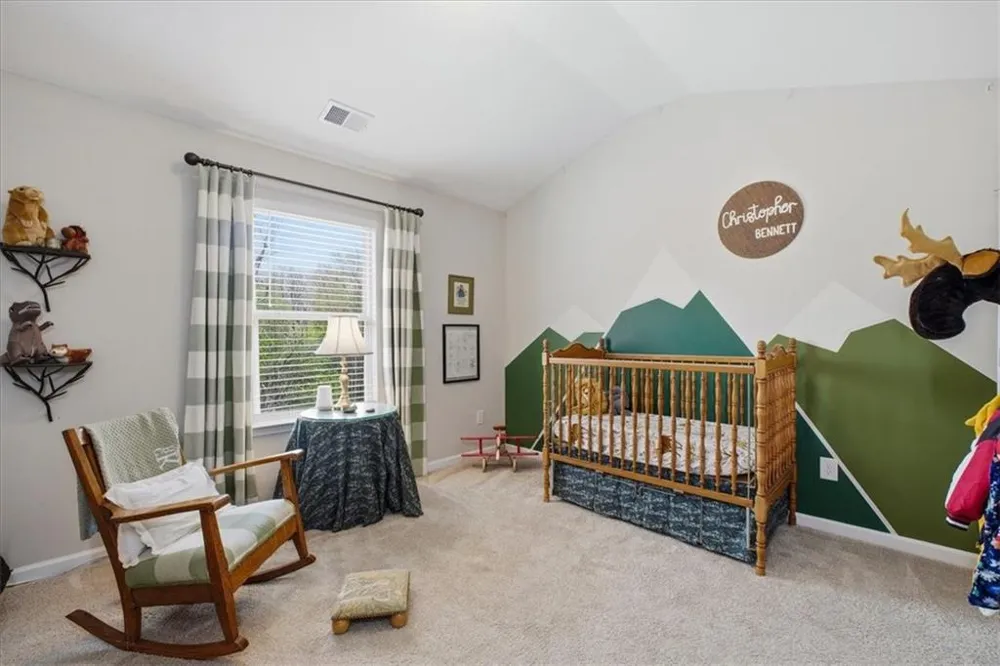 17 Four Feathers Lane NE Rydal, GA 30171