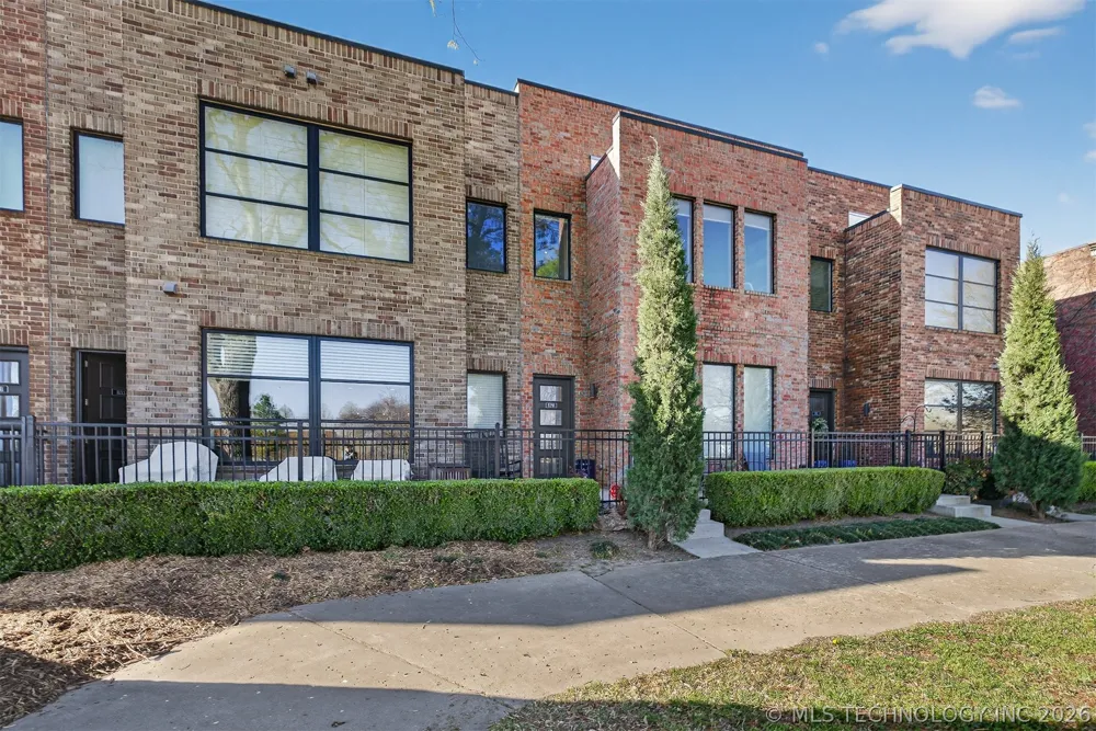 1129 E 7th Street #B13 Tulsa, OK 74120