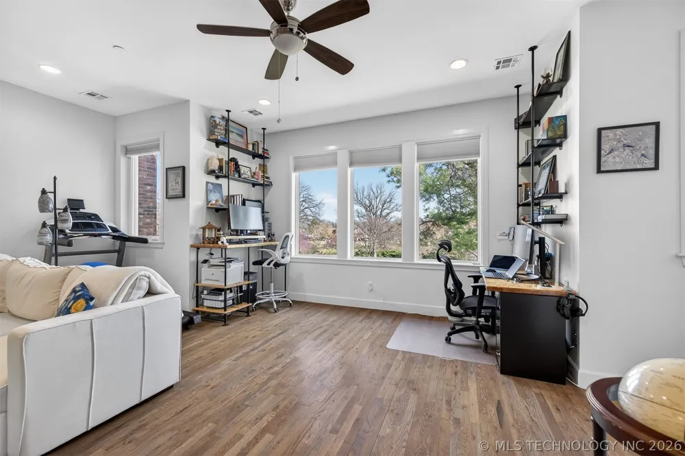 1129 E 7th Street #B13 Tulsa, OK 74120