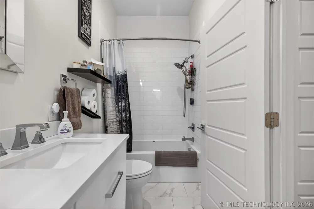 1129 E 7th Street #B13 Tulsa, OK 74120