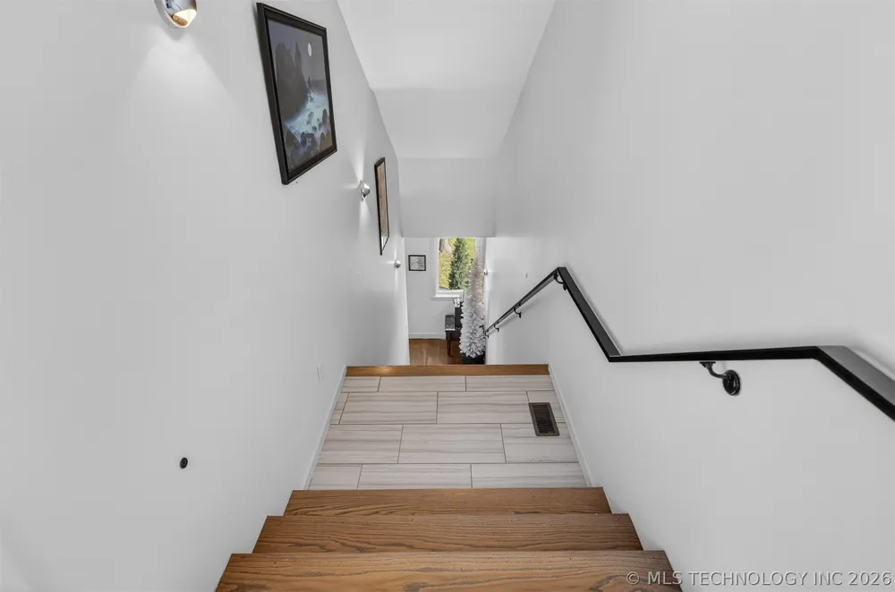 1129 E 7th Street #B13 Tulsa, OK 74120