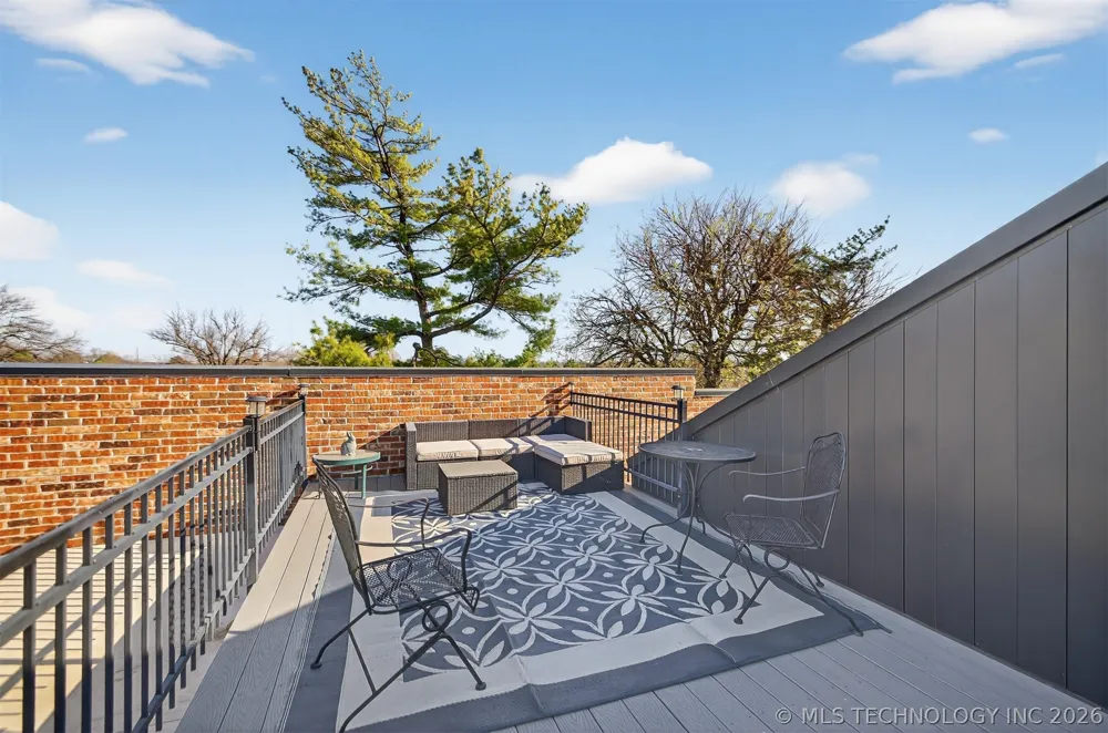 1129 E 7th Street #B13 Tulsa, OK 74120