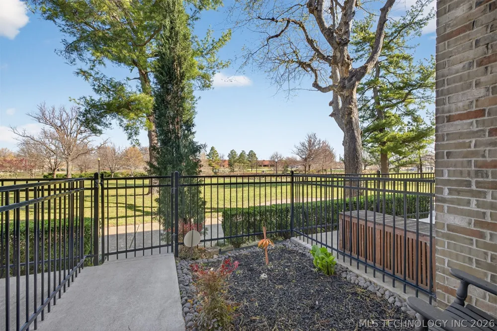 1129 E 7th Street #B13 Tulsa, OK 74120